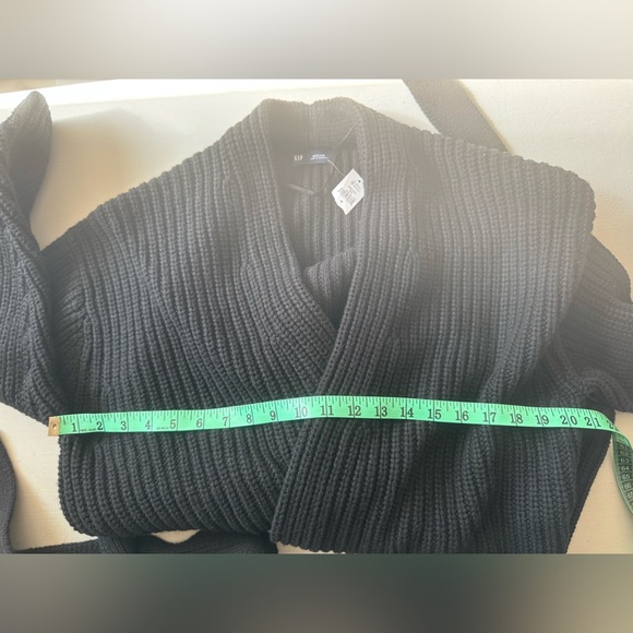 NWT GAP Cotton-Blend Wrap Cardigan Sweater in Black - Picture 8 of 13